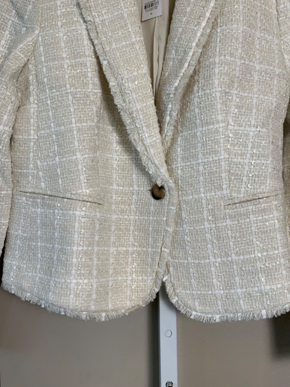 Ann Taylor The Newbury Blazer in Tweed - Picture 16 of 16